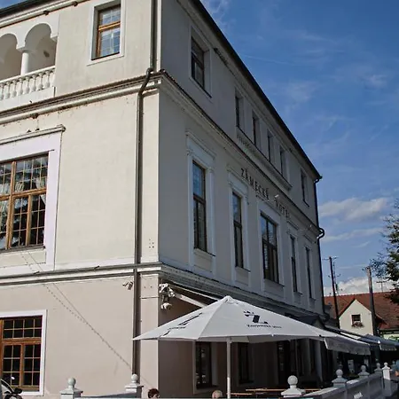 Grandhotel Sluchatko - Ex Zamecky * Vranov nad Dyjí